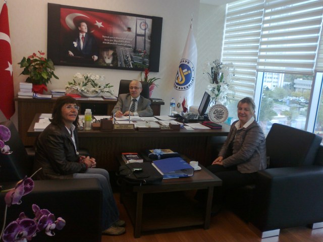 ÇEVRE VE ŞEHİRCİLİK BAKANLIĞI MÜSTEŞAR VE GENEL MÜDÜRLÜKLERİ İLE GÖRÜŞMELER GERÇEKLEŞTİRİLDİ