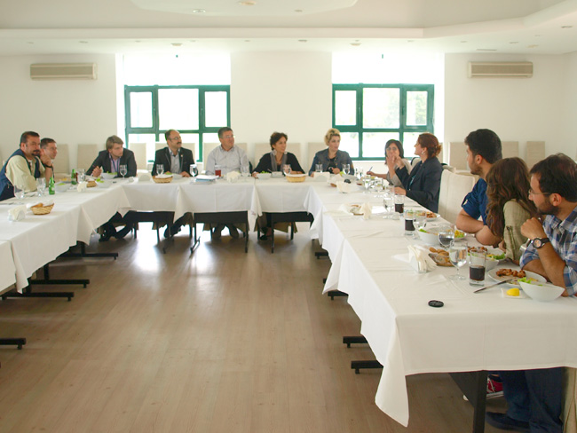 ULUSLARARASI PEYZAJ MİMARLIĞI FEDERASYONU (IFLA) BAŞKANI DESİREE MARTINEZ VE AVRUPA PEYZAJ MİMARLIĞI ÖĞRENCİLERİ TOPLULUĞU‘NU (ELASA) TEMSİLEN HARİS PIPLAS`I AĞIRLADIK