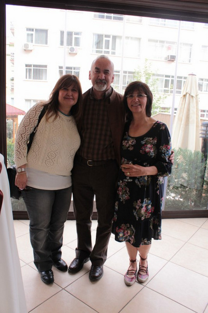 13 MAYIS 2012 KUTLAMALARINDA  ÖDÜL DAĞITIMI TÖRENİNDE ÜYELERİMİZLE  BİRLİKTE  İDİK