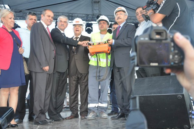 TMMOB ÖĞRENCİ EVİ`NİN TEMELİ TÖRENLE ATILDI

