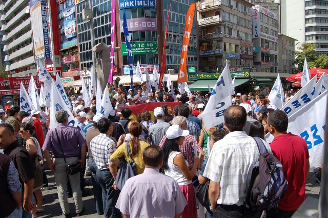 BUGÜN 19 EYLÜL. MESLEĞİMİZE, HALKIMIZA, ÜLKEMİZE SAHİP ÇIKIYORUZ!
