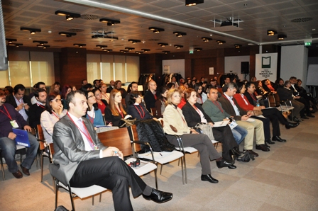  "YEŞİL ÇATILAR" SEMİNERİ ÜYELERİMİZİN KATILIMIYLA GERÇEKLEŞTİRİLDİ