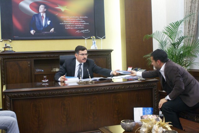 BALIKESİR TEMSİLCİLİĞİMİZDEN  BALIKESİR VALİSİ AHMET TURHAN`A ZİYARET