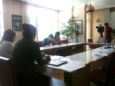 BASINA VE KAMUOYUNA DUYURUMUZDUR:
BİLİM VE TEKNİK REFERANDUMLA SORGULANAMAZ!
