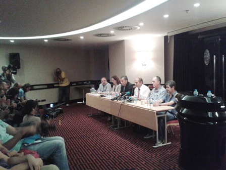 TAKSİM DAYANIŞMA'DAN AÇIKLAMA: AKLIN, VİCDANIN, HUKUKUN VE DEMOKRASİNİN BİTTİĞİ YERDEYİZ