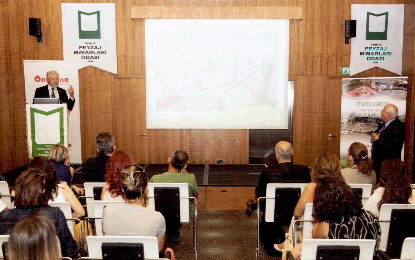 ONDULİNE AVRASYA`NIN YEŞİL ÇATI SEMİNERİ PEYZAJ MİMARLARINI BULUŞTURDU
