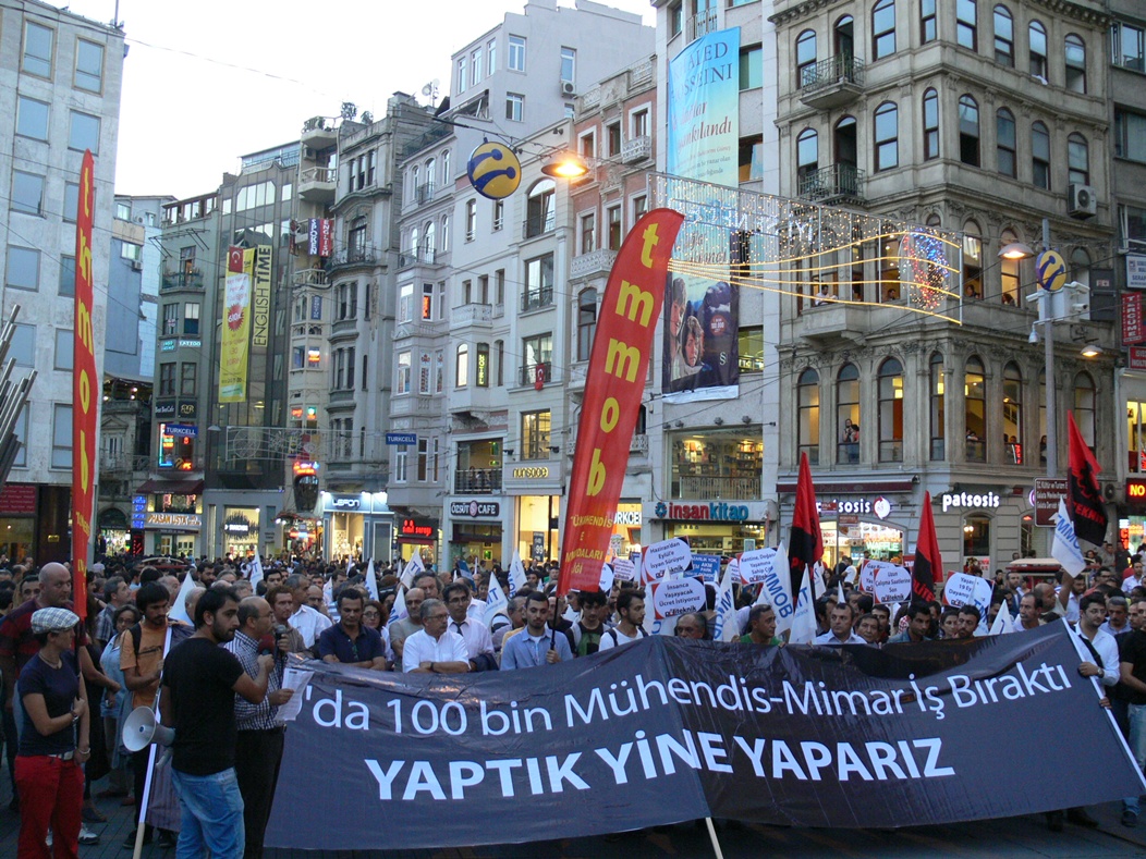 19 EYLÜL`DE , TMMOB BİR KEZ DAHA SÖZÜNÜ ÖRGÜTLÜ GÜCÜ İLE SÖYLEDİ
 
 

 

 
 