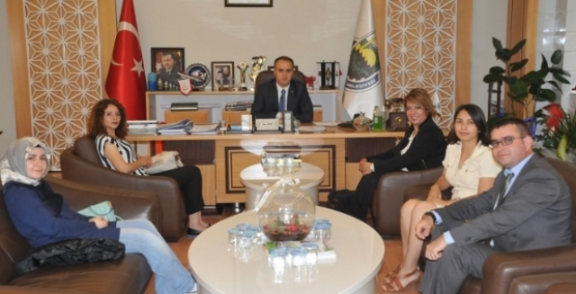 PEYZAJ MİMARLARINDAN BAŞKANA ZİYARET 17.06.2014 / GENÇGAZETE