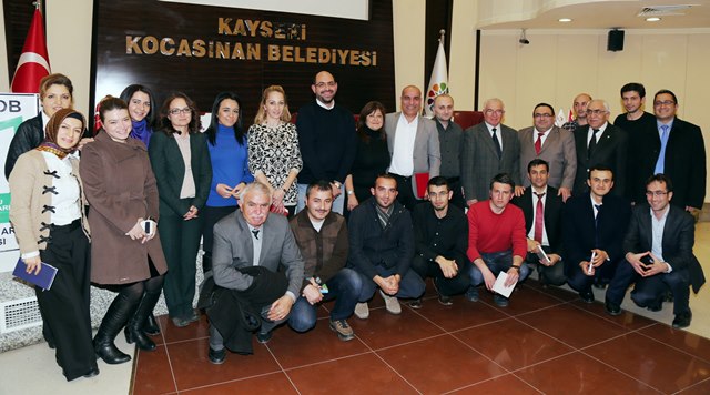 KENTLERİN DÖNÜŞTÜĞÜ ORTAMDA PEYZAJ MİMARLIĞININ ROLÜ PANEL VE SERGİSİNE KATILDIK.