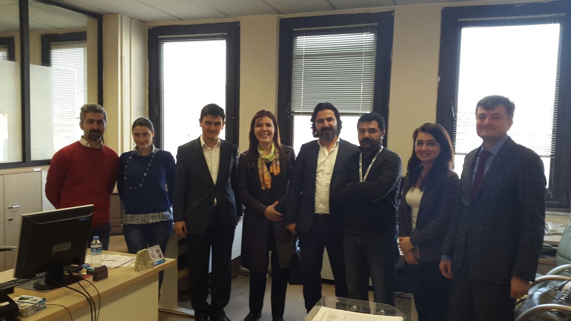 T.C. KADIKÖY BELEDİYE BAŞKANI SN. AYKURT NUHOĞLU 20.01.2015 TARİHİNDE MAKAMINDA ZİYARET EDİLDİ.