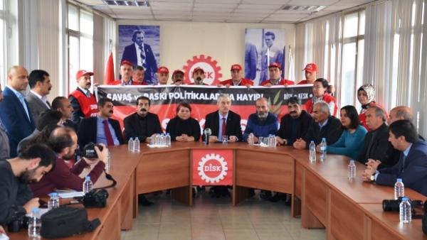 DİSK, KESK, TMMOB: AKP’NİN SAVAŞ VE BASKI POLİTİKALARINA KARŞI ÜRETİMDEN GELEN GÜCÜMÜZÜ KULLANACAĞIZ! 