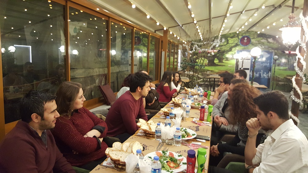 BARTIN İL TEMSİLCİLİĞİMİZ  YILBAŞI YEMEĞİNDE BİR ARAYA GELDİ