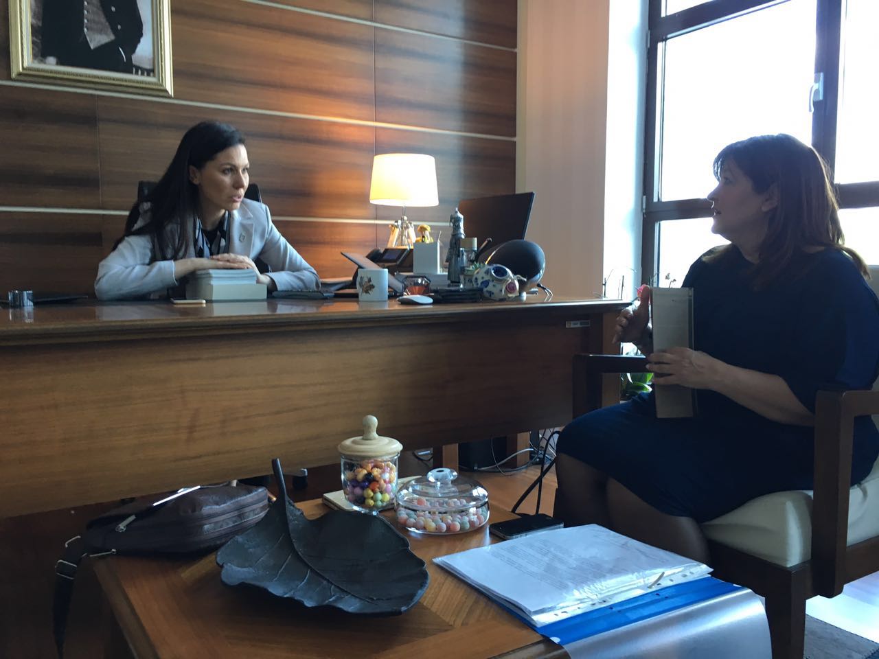 MESLEKTAŞIMIZ AKP ÇEVRE, ŞEHİR VE KÜLTÜRDEN SORUMLU GENEL BAŞKAN YARDIMCISI SN. ÇİĞDEM KARAASLAN ZİYARET EDİLDİ