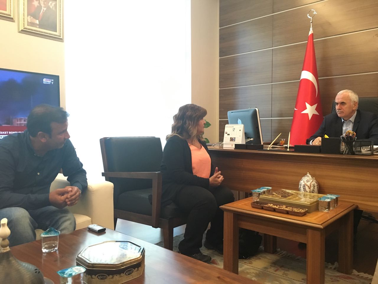 AK PARTİ YEREL YÖNETİMLERDEN SORUMLU GENEL BAŞKAN YARDIMCISI EROL KAYA VE ÇEVRE, ŞEHİR VE KÜLTÜRDEN SORUMLU GENEL BAŞKAN YARDIMCISI ÇİĞDEM KARAASLAN İLE GÖRÜŞÜLDÜ.