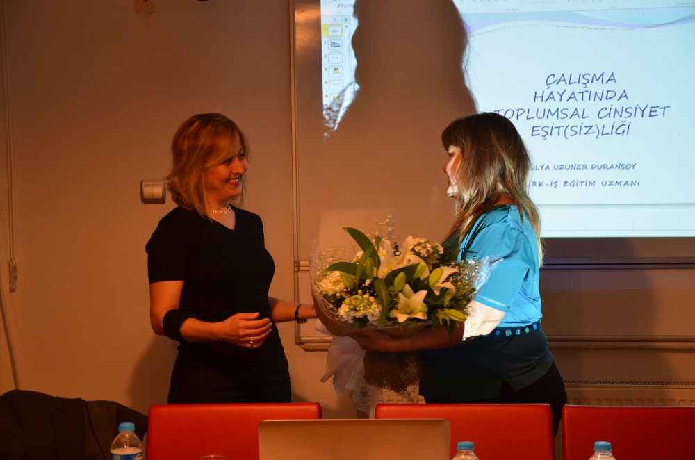 TOPLUMSAL CİNSİYET EŞİTLİĞİ KONULU SÖYLEŞİ GERÇEKLEŞTİ.