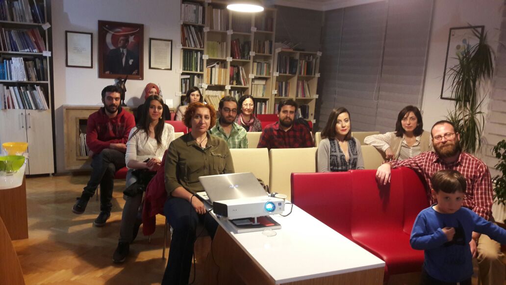 SULAK BELGESELİ GÖSTERİMİ VE YÖNETMEN ALKIM ÜN İLE SÖYLEŞİ GERÇEKLEŞTİ.