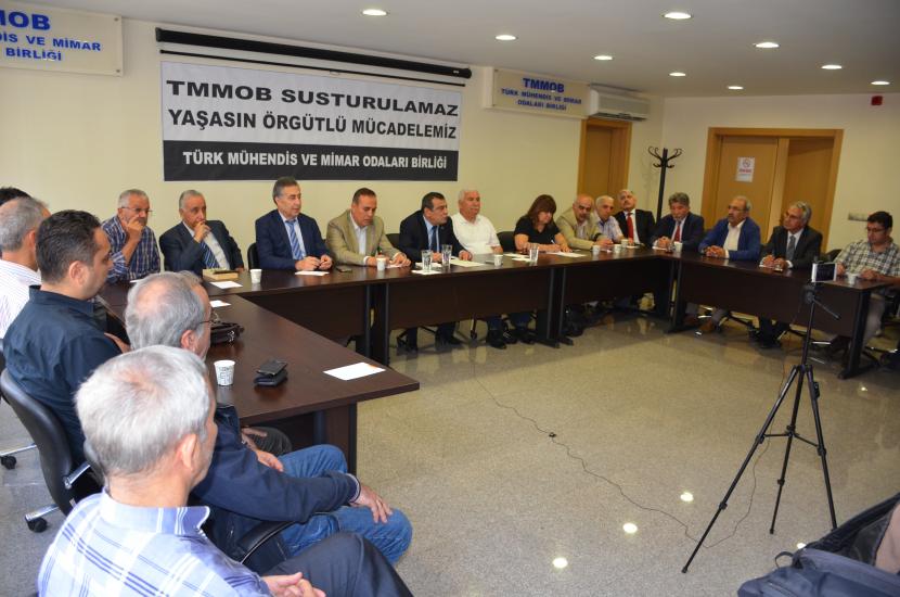 TMMOB SUSTURULAMAZ; YAŞASIN ÖRGÜTLÜ MÜCADELEMİZ