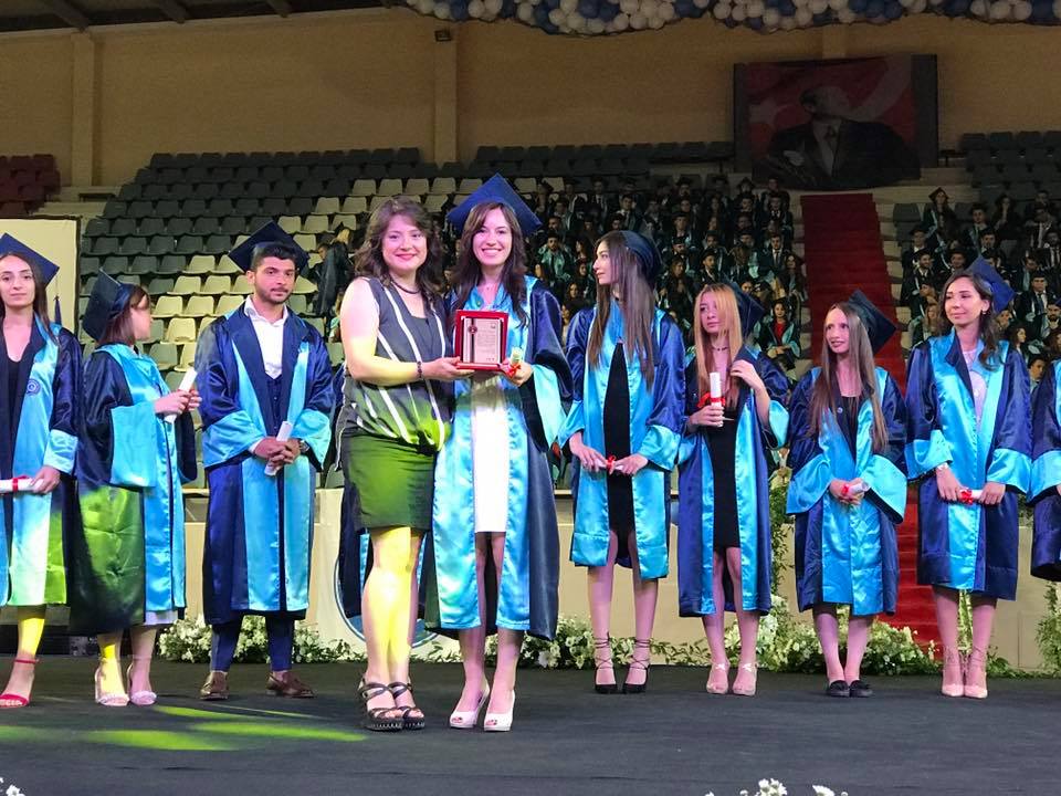 GÜNDEM | EGE ÜNİ. ZİRAAT FAKÜLTESİ 58. DÖNEM MEZUNİYET TÖRENİ