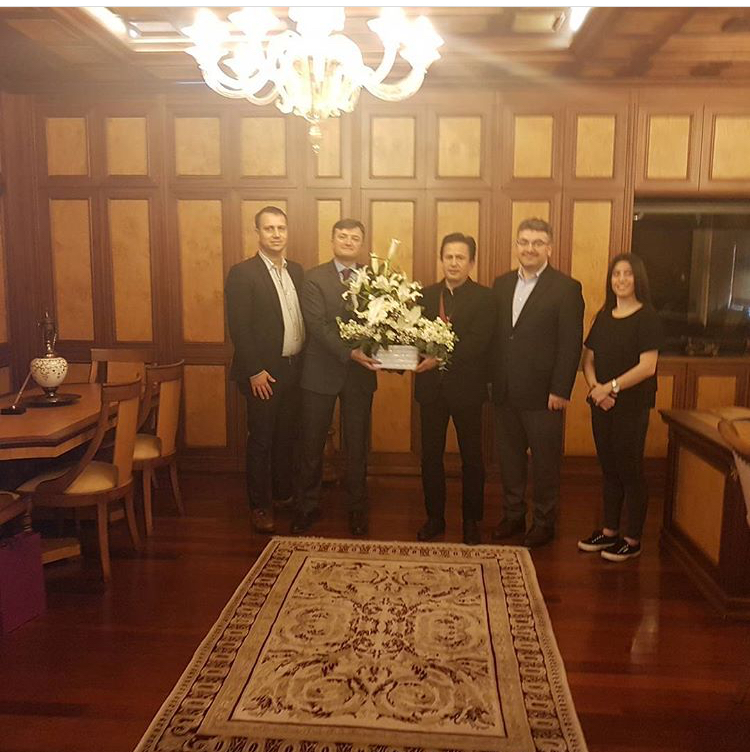 T.C. TUZLA BELEDİYE BAŞKANI SN. DR. ŞADİ YAZICI MAKAMINDA ZİYARET EDİLDİ