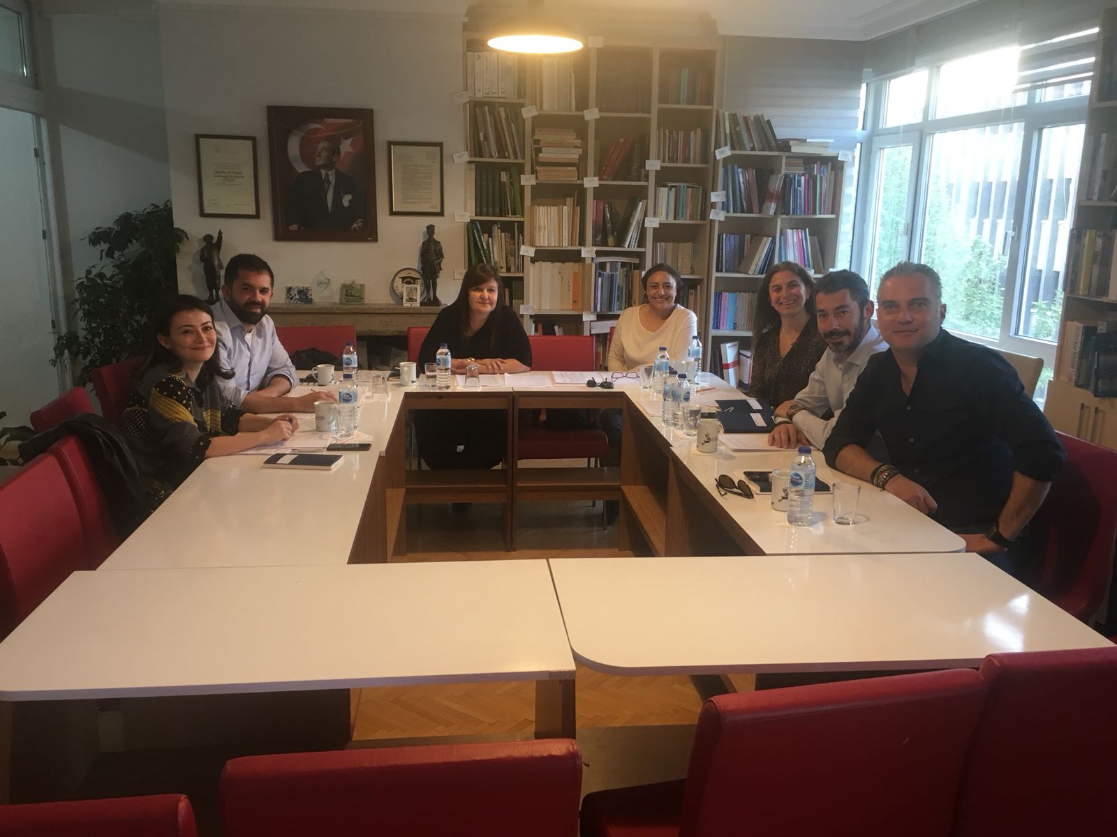 ODAMIZ 13. DÖNEM  YÖNETİM KURULU GÖREV DAĞILIMINI YAPARAK ÇALIŞMALARINA BAŞLADI 