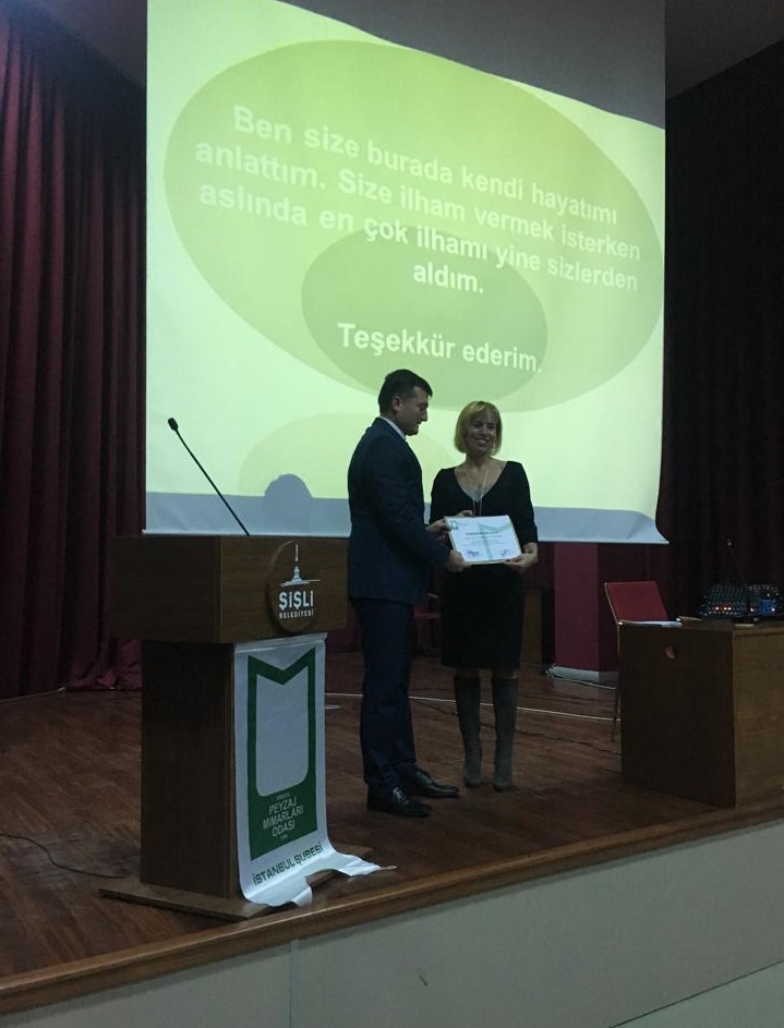 GİRİŞİMCİ KADININ BAŞARI YOLCULUĞU SÖYLEŞİSİ VE YENİ YIL BULUŞMASINDA ÜYELERİMİZ İLE BİRLİKTEYDİK. 