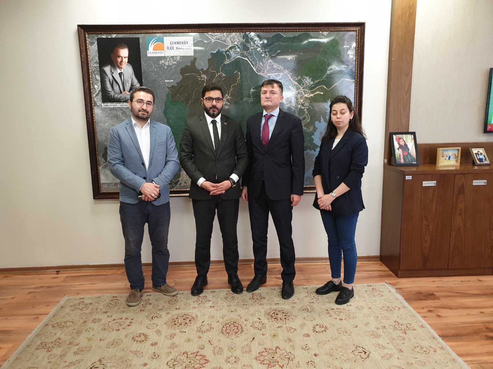 T.C. ÇEKMEKÖY BELEDİYE BAŞKANI SN. AHMET POYRAZ 30.04.2019 TARİHİNDE MAKAMINDA ZİYARET EDİLDİ