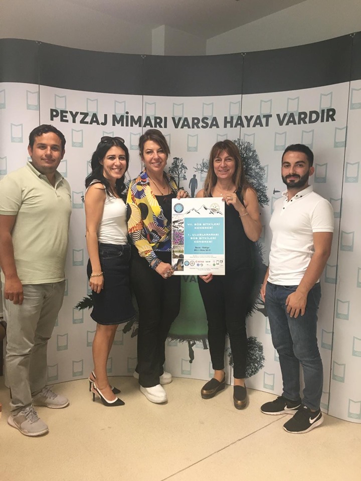 "VII. SÜS BİTKİLERİ KONGRESİ" VE "1. ULUSLARARASI SÜS BİTKİLERİ KONGRESİ"