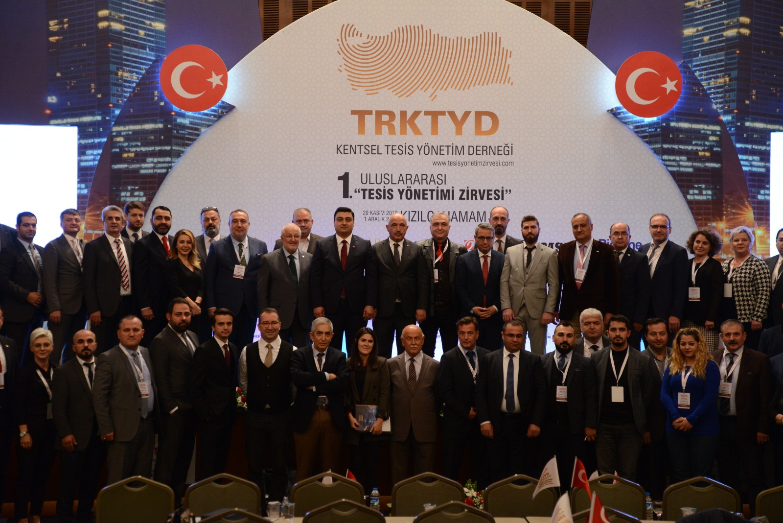 ULUSLARARASI TESİS YÖNETİM ZİRVESİ`NDE İŞBİRLİĞİ PROTOKOLÜ İMZALANDI