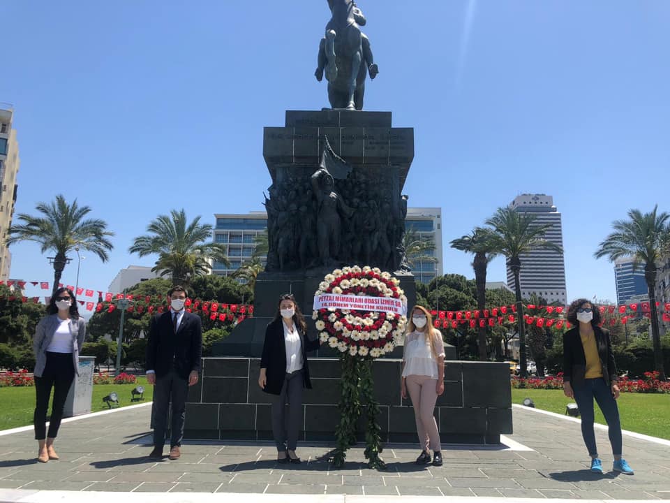 13 MAYIS | ATATÜRK ANITINA ÇELENK BIRAKILARAK YAZILI BASIN AÇIKLAMASI GERÇEKLEŞTİRİLDİ