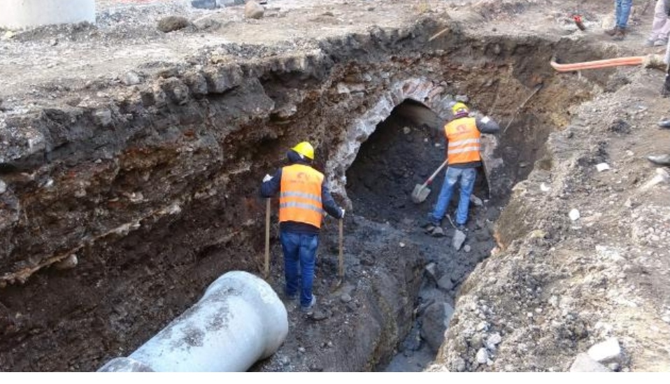 TRABZON` UN GÖBEKLİ TEPESİ HADRİANUS LİMANI KAZISI