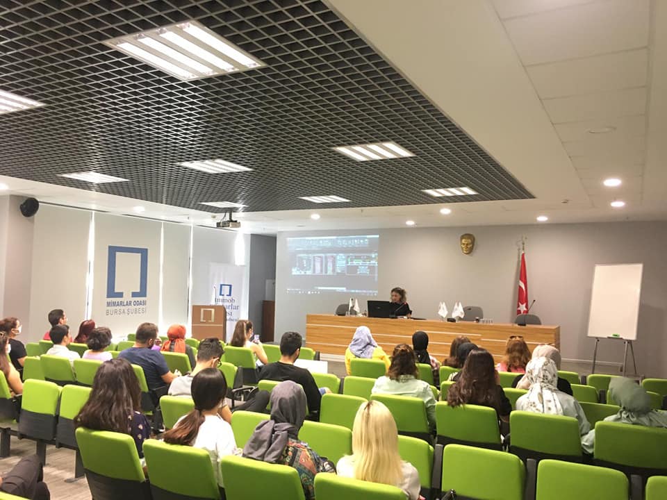 BİLİMLER ARASI KOLEKTİF ÇALIŞMA | MİMARLIK ALANINDA STAJ YAPAN ÖĞRENCİLERİMİZE PEYZAJ MİMARLIĞI AÇILIMIYLA MESLEK ALANIMIZI ANLATIYORUZ