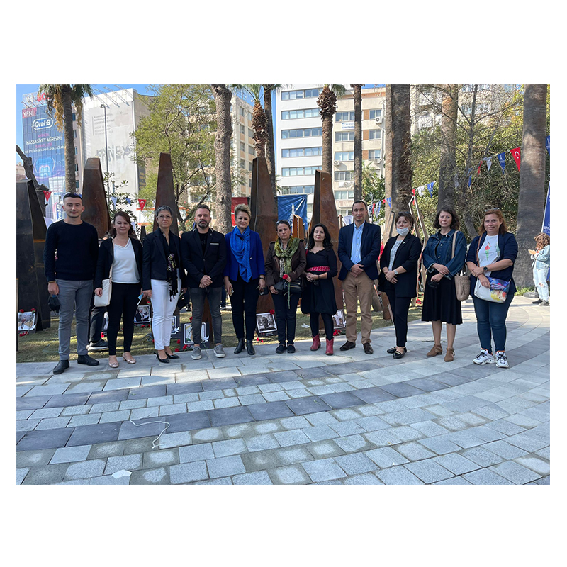 10 EKİM ANITI VE ANMA YERİ İZMİR'DE AÇILDI