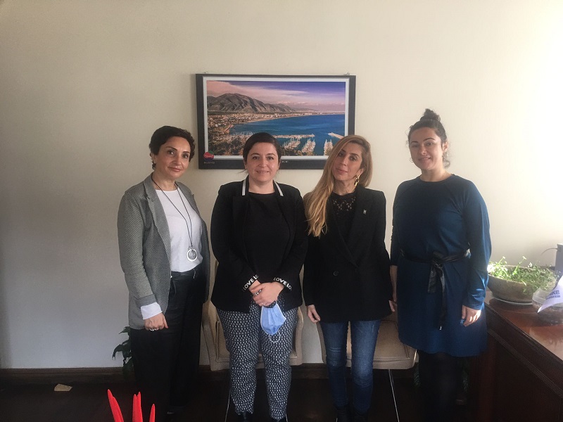 FİNİKE BELEDİYESİ İMAR VE ŞEHİRCİLİK MÜDÜRÜ ÇİĞDEM ÇETİNKAYA MAKAMINDA ZİYARET EDİLDİ