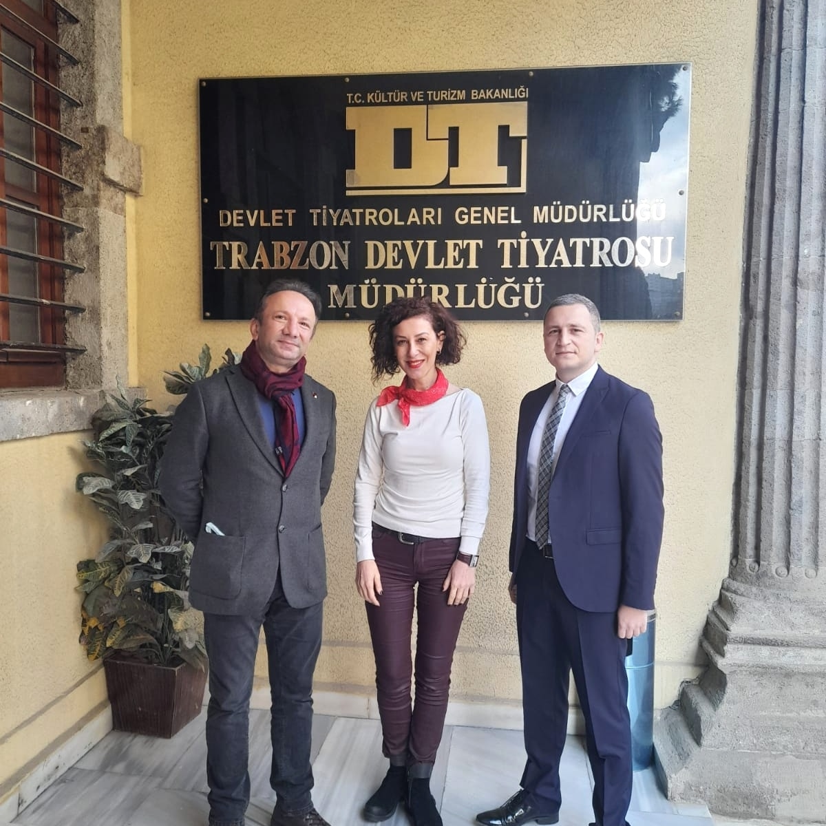 TRABZON DEVLET TİYATROSU ZİYARET EDİLDİ.