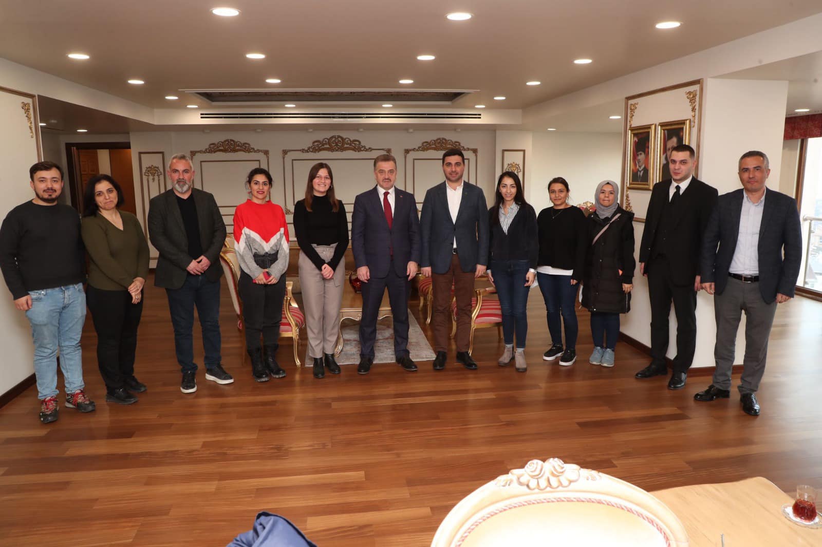 T.C. GAZİOSMANPAŞA BELEDİYE BAŞKANI SN. HASAN TAHSİN USTA MAKAMINDA ZİYARET EDİLDİ