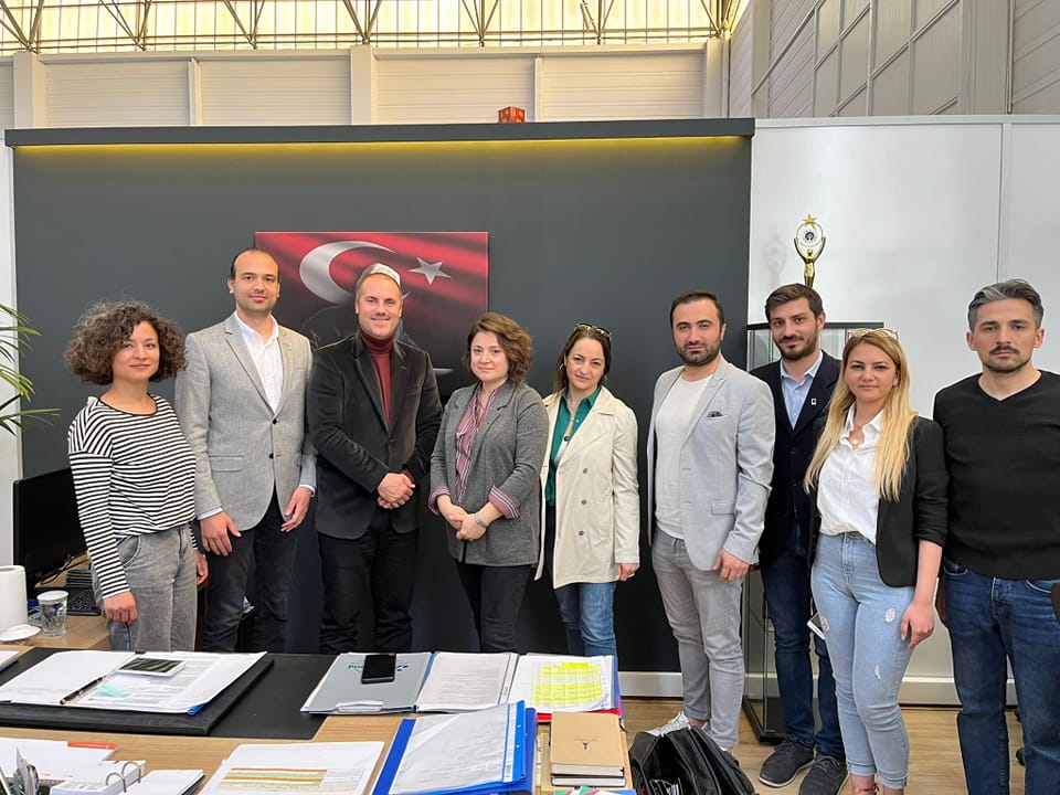 ZİYARET I İZMİR BÜYÜKŞEHİR BELEDİYESİ PARK VE BAHÇELER DAİRESİ BAŞKANI DR. ERHAN ÖNEN`E ZİYARET GERÇEKLEŞTİRİLDİ 