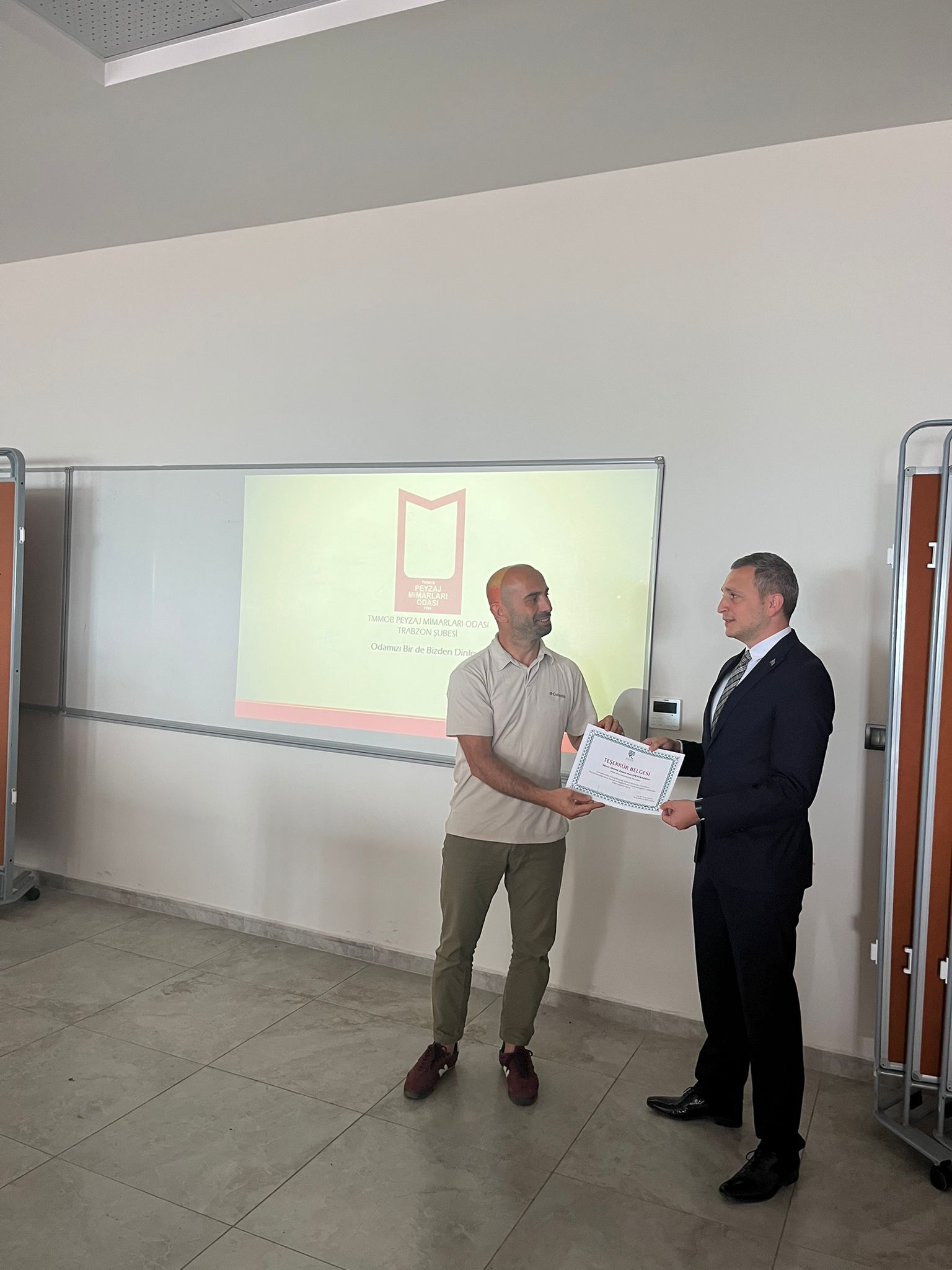 RECEP TAYYİP ERDOĞAN ÜNİVERSİTESİ PEYZAJ MİMARLIĞI BÖLÜMÜ ÖĞRENCİLERİ İLE BİR ARAYA GELİNDİ.