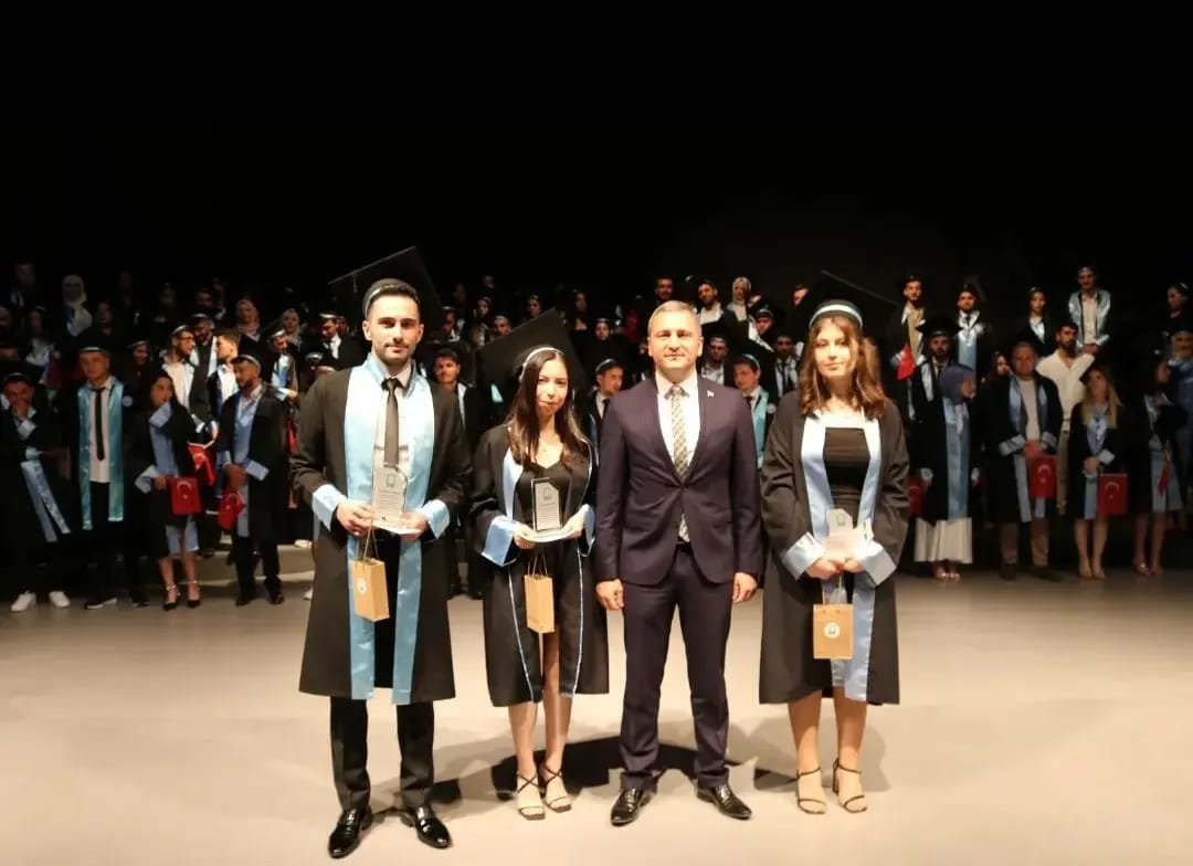 KARADENİZ TEKNİK ÜNİVERSİTESİ PEYZAJ MİMARLIĞI BÖLÜMÜ MEZUNİYET TÖRENİ 2022