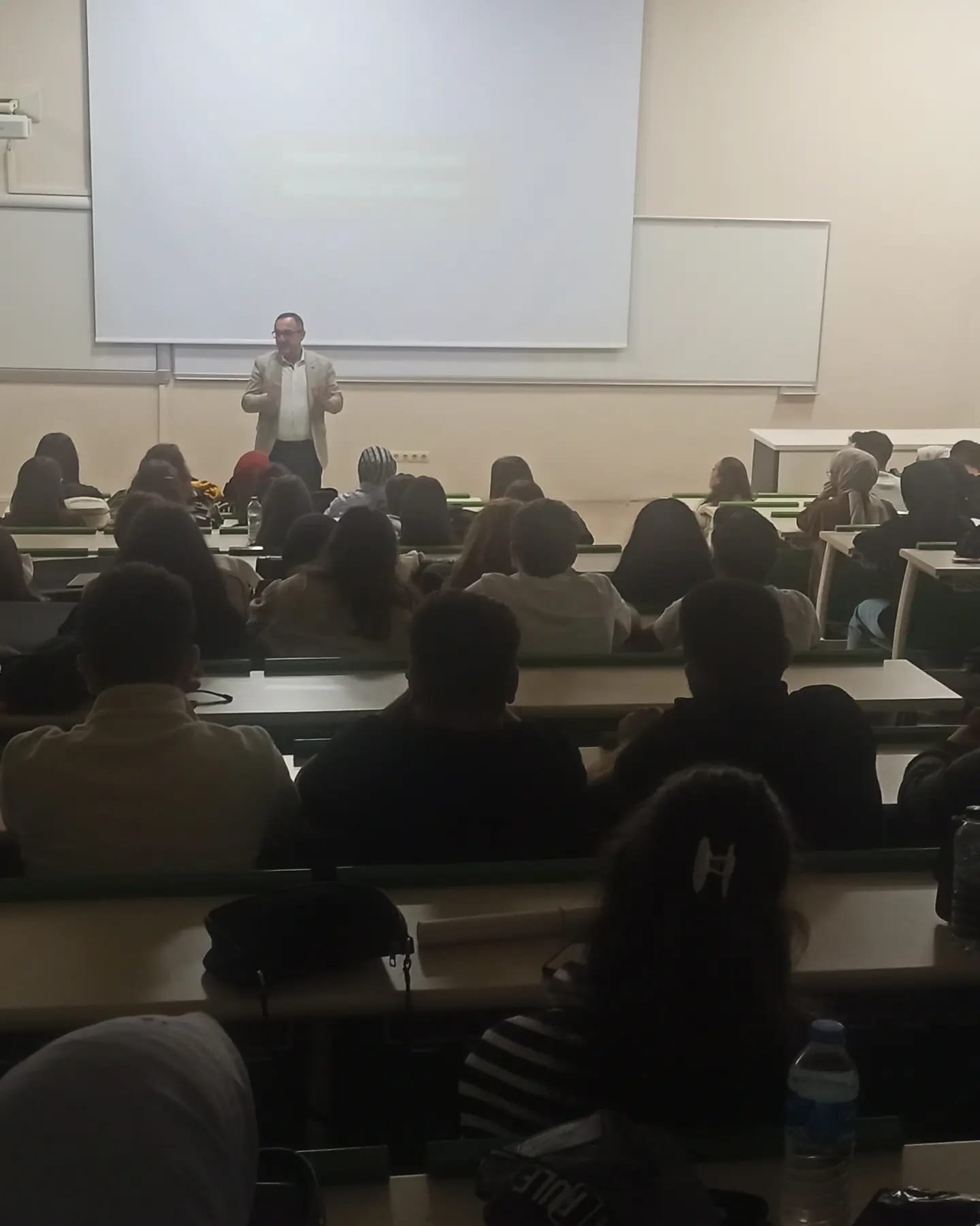 PEYZAJ MİMARLIĞINA GİRİŞ SEMİNERLERİ 1. GÜNÜ GERÇEKLEŞTİRİLDİ