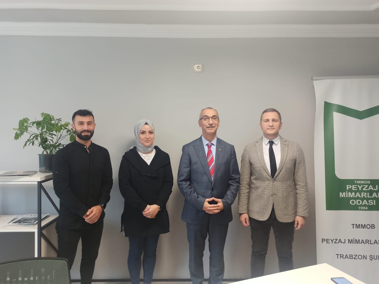 TRABZON BÜYÜKŞEHİR BELEDİYE BAŞKAN DANIŞMANI SN. METİN GÜNEŞ ŞUBEMİZİ ZİYARET ETTİ.