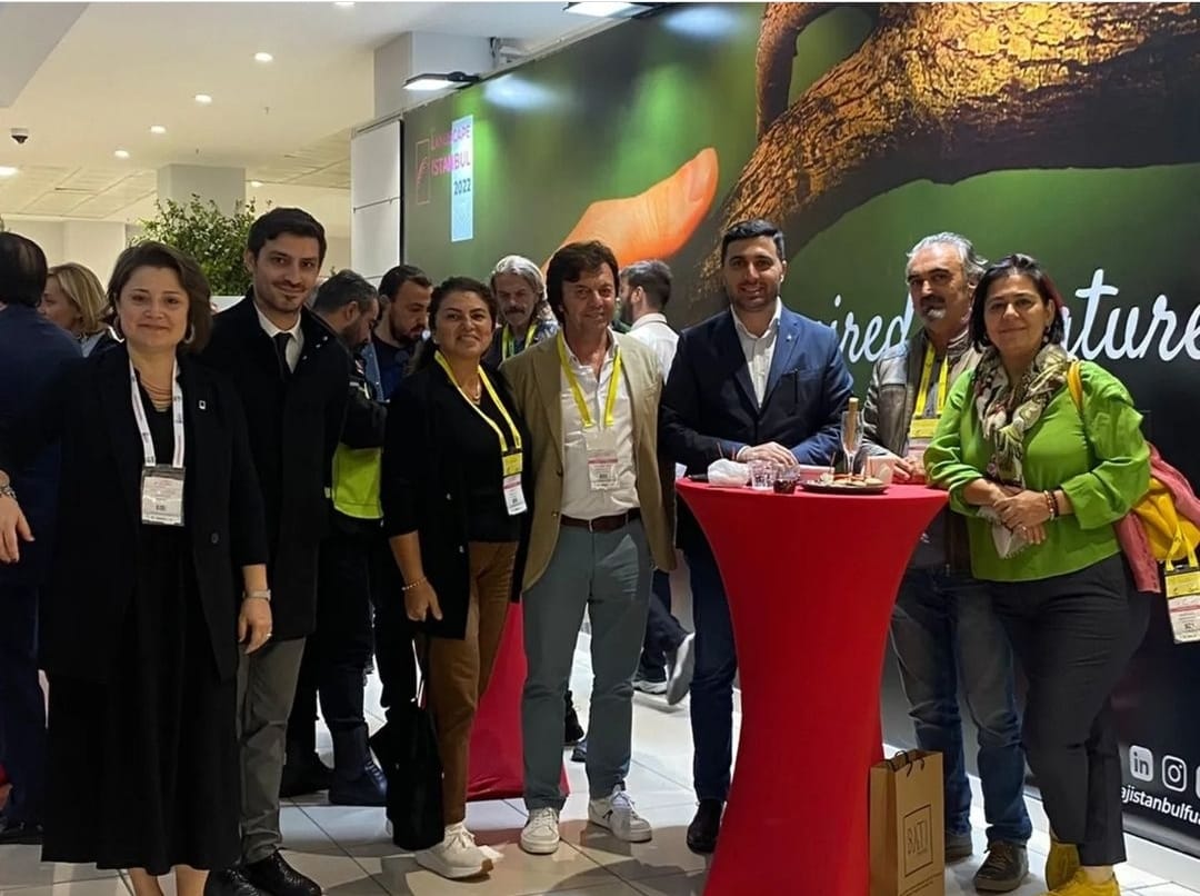 İSTANBUL PEYZAJ, PEYZAJ MALZEMELERİ, SÜS BİTKİLERİ, PARK VE BAHÇELER FUAR KOKTEYLİMİZ...