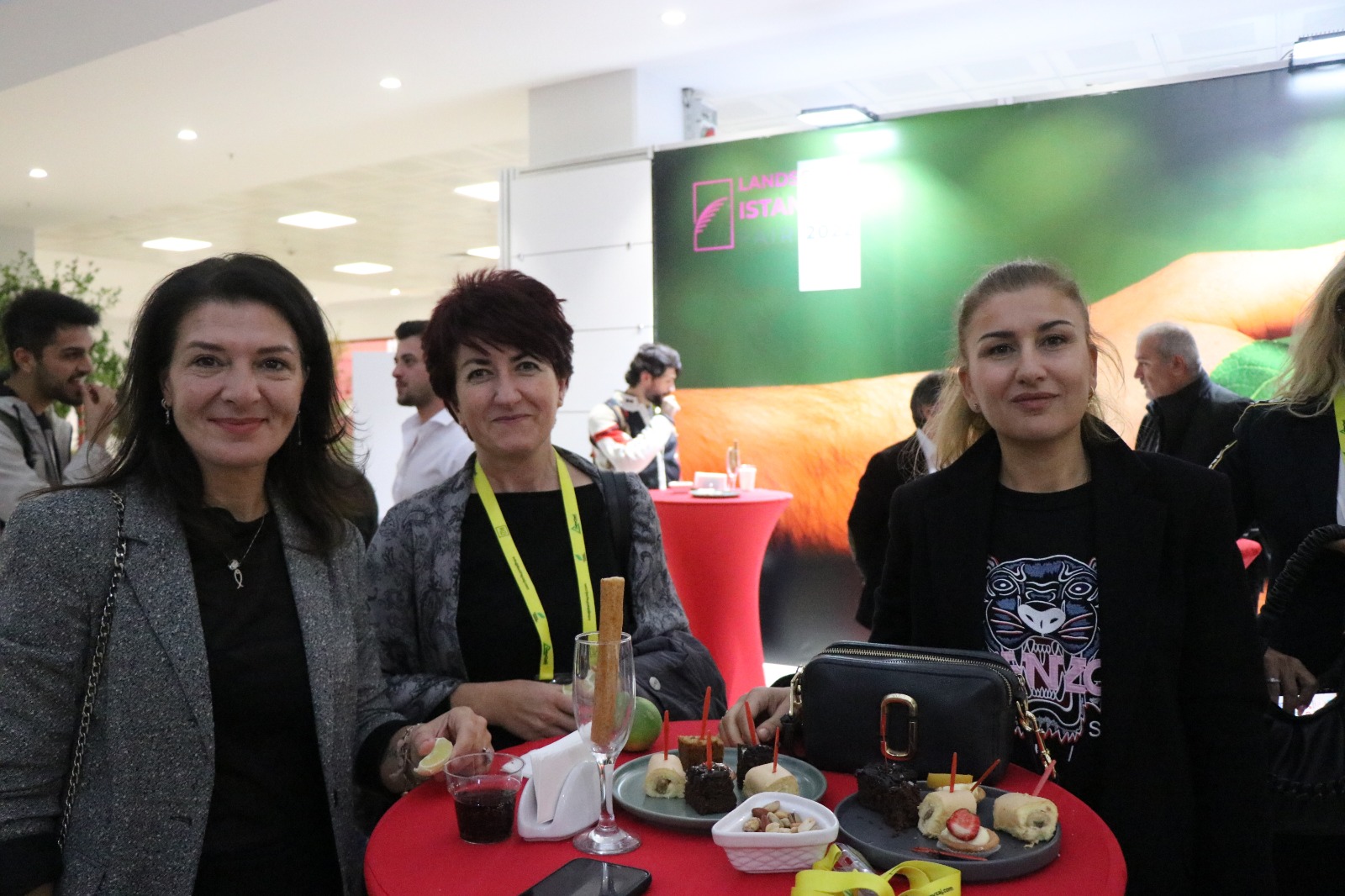 İSTANBUL PEYZAJ, PEYZAJ MALZEMELERİ, SÜS BİTKİLERİ, PARK VE BAHÇELER FUAR KOKTEYLİMİZ...