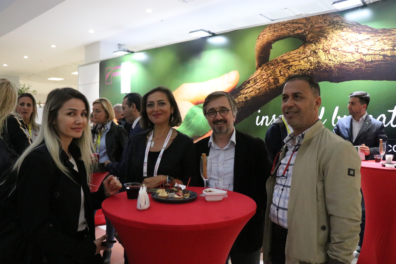 İSTANBUL PEYZAJ, PEYZAJ MALZEMELERİ, SÜS BİTKİLERİ, PARK VE BAHÇELER FUAR KOKTEYLİMİZ...