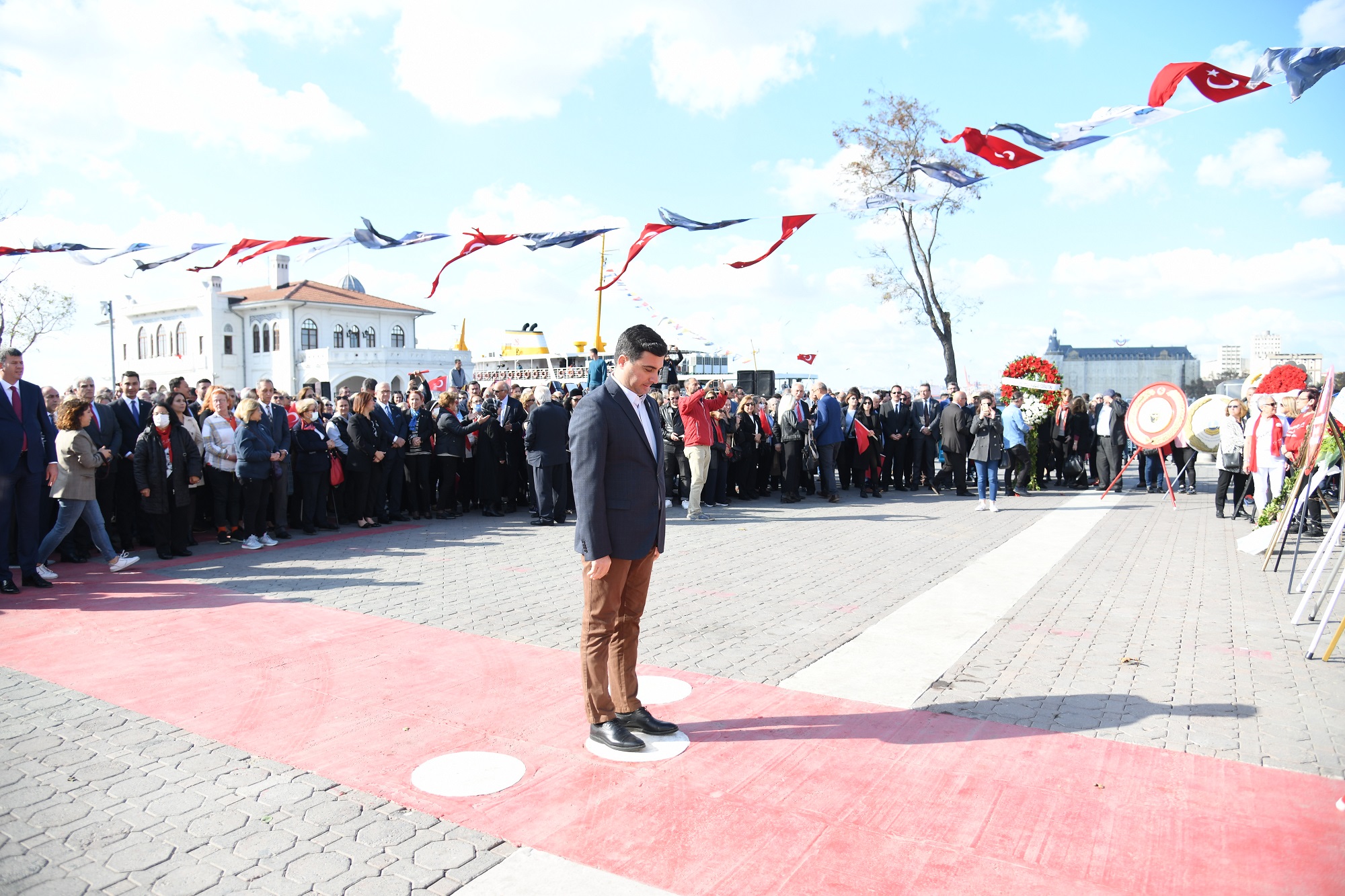 29 EKİM CUMHURİYET BAYRAMI KUTLAMASI VE ÇELENK SUNMA TÖRENİNE KATILIM SAĞLADIK.