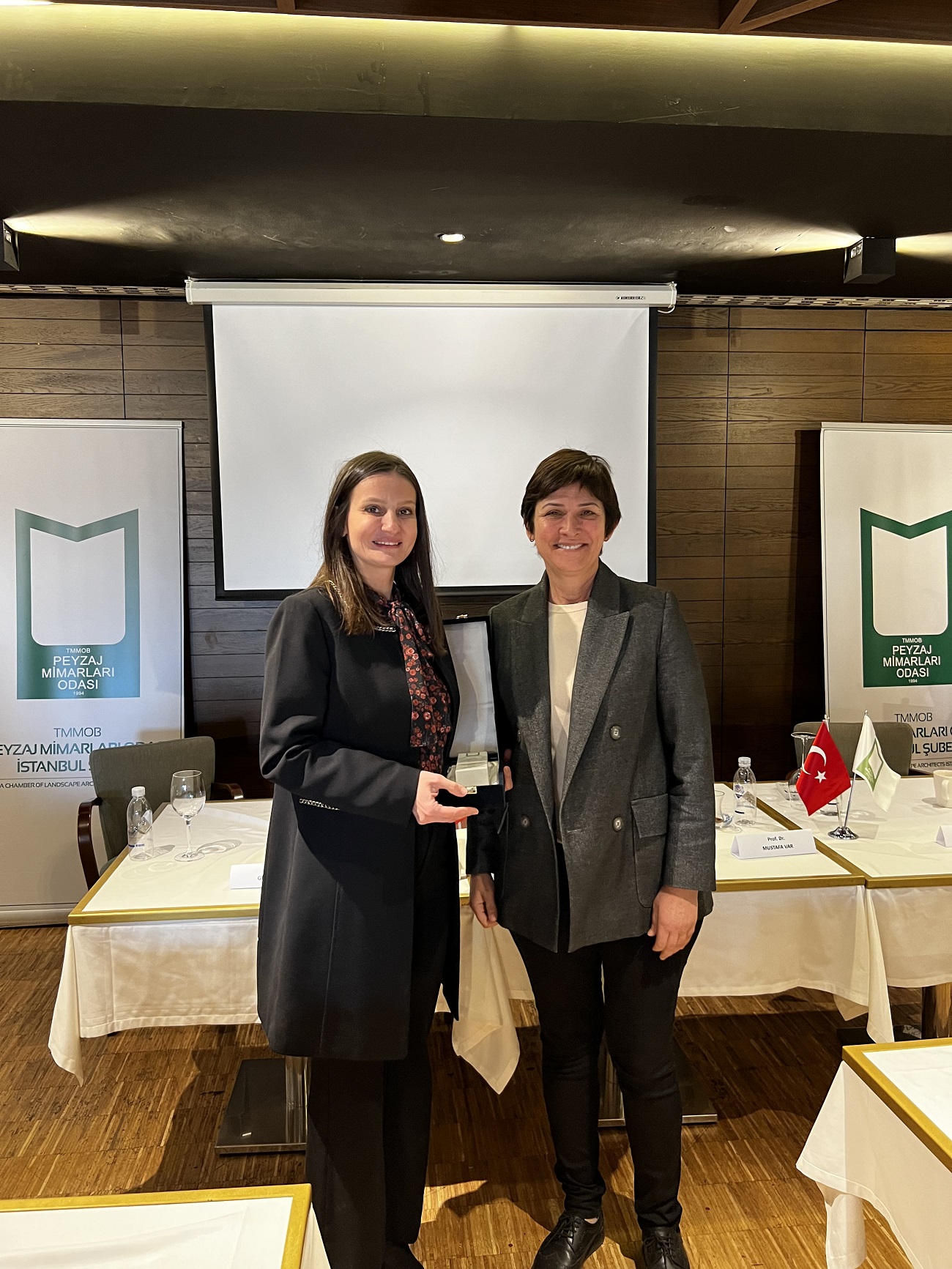 DEPREM VE PEYZAJ KONULU PANELİMİZİ GERÇEKLEŞTİRDİK.