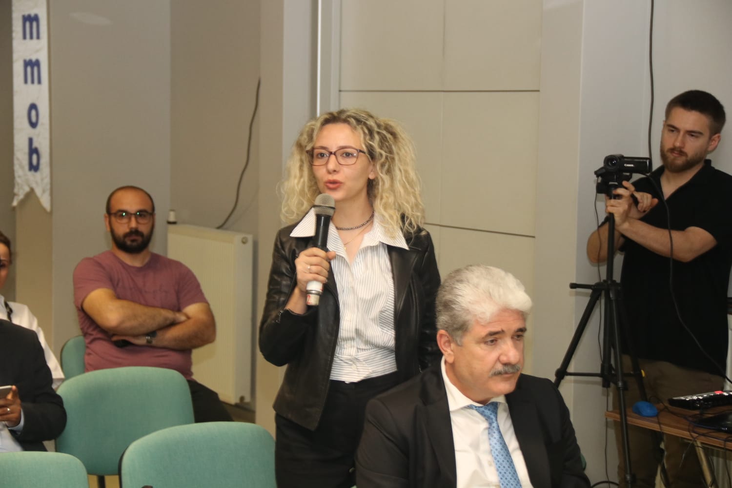KENTSEL DÖNÜŞÜM PANELİ BAŞARIYLA GERÇEKLEŞTİRİLDİ