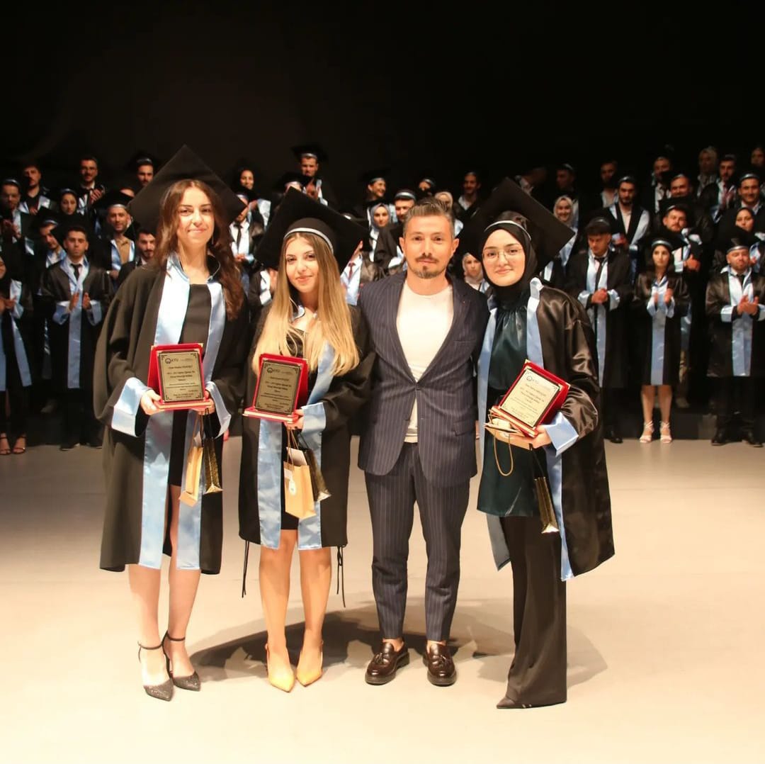 MEZUNİYET 2023 | KARADENİZ TEKNİK ÜNİVERSİTESİ MEZUNİYET TORENİNE KATILIM SAĞLANDI.
