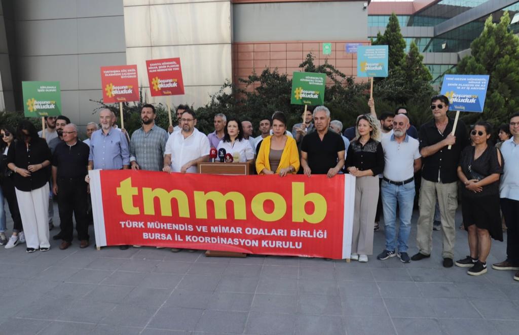 PEYZAJ MİMARI, MÜHENDİS, MİMAR VE ŞEHİR PLANCILARI DAYANIŞMA GÜNÜ`NDE MESLEĞİMİZ VE HAKLARIMIZ İÇİN BASIN AÇIKLAMASI GERÇEKLEŞTİRİLDİ.