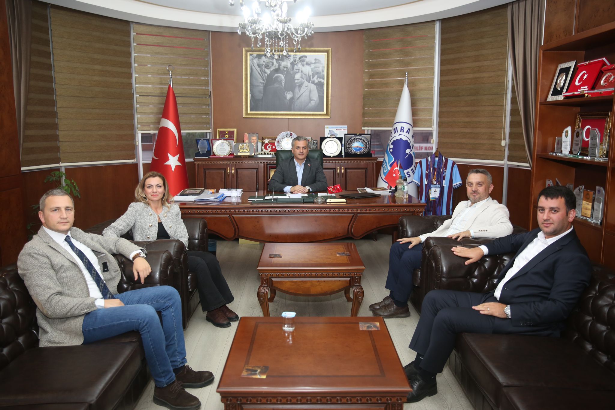 ZİYARET| TMMOB TRABZON İKK TARAFINDAN  YOMRA BELEDİYE BAŞKANLIĞI ZİYARETİ