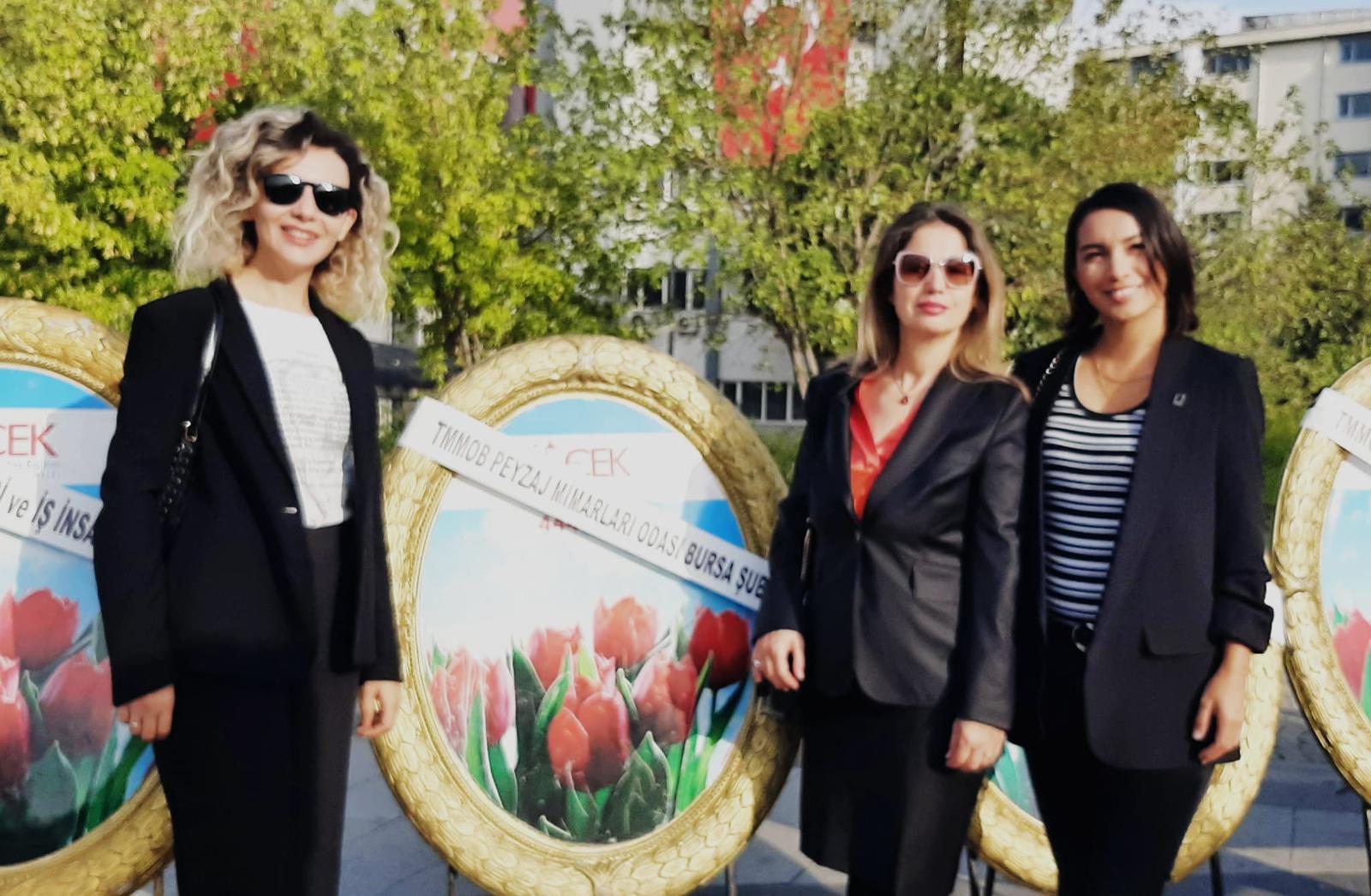 TÖREN  │ ÇELENK SUNMA TÖRENİNE KATILIM SAĞLANMIŞTIR.